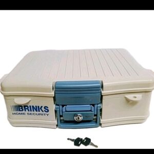 Brinks Home Security Heavy Duty Portable Briefcase Fire Safe Lock Box 2 Keys New